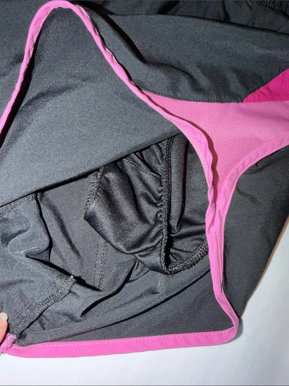 Nike Black & Pink Women's Running Athletic Shorts Size Small